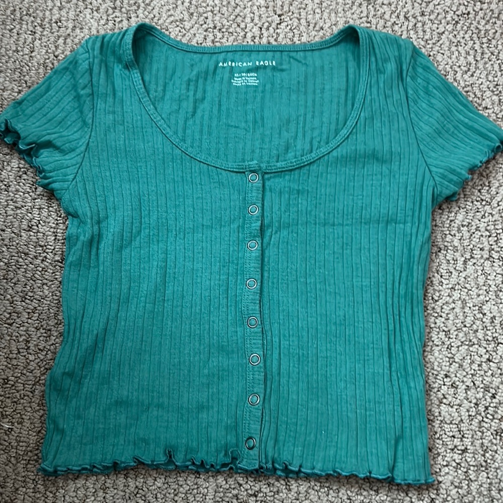 American Eagle top